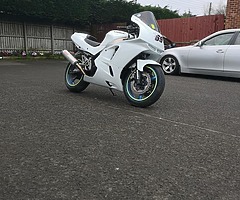 Zx6R