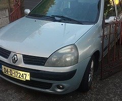 Renault clio