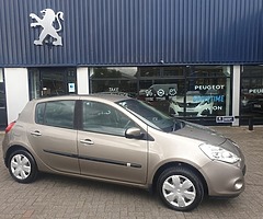 2010 Renault Clio 1.2 16V ROYALE ECO - Image 4/6