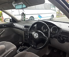 03 Volkswagen bora 1.6 nct’d 7/19