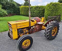 Massey Ferguson 135 Industrial Vintage Tractor - Image 2/8