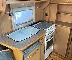 Abbey Vogue 4 Berth Fixed Bed Caravan - Image 8/8