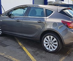 Vauxhall Astra 2.0Cdti 165Bhp - Image 4/10