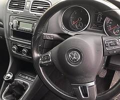 Volkswagen Golf 2010 2tdi