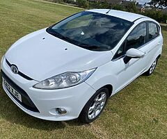 2012 Ford  FIESTA 1.4 TDCI DIESEL ZETEC - Image 8/10