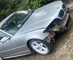 2005 BMW 320D BREAKING