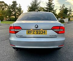 2014 Škoda Superb - Image 5/10