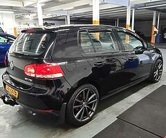 2011 Volkswagen Golf - Image 6/10