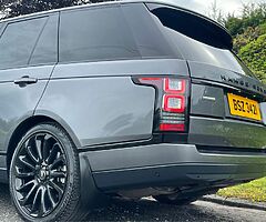 2017 Land Rover Range Rover - Image 8/10