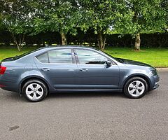 2017 SKODA OCTAVIA SE TECHNOLOGY 2.0 TDI 150BHP - Image 5/10