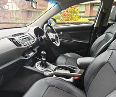 2014 KIA SPORTAGE DIESEL ESTATE 1.7 CRDI ISG 2 - Image 8/10