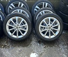 Mercedes 17inch genuine alloy wheels with good Michelin tyres for sale