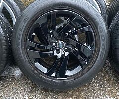 Land rover 18inch genuine alloy wheels with good tyres for sale - Image 4/8