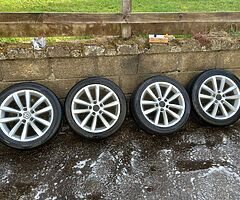 Vw 17inch genuine alloy wheels with tyres for sale