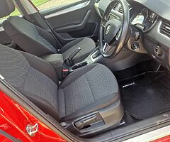 152 SKODA OCTAVIA DSG AUTOMATIC - Image 9/10