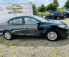 2014 Renault Fluence we finance