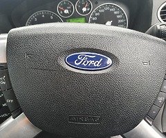 Ford Focus GHIA 1.6.PETROL AUTOMATIC - Image 5/10