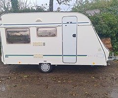 3 berth Caravan (2003)