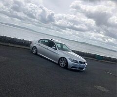 Bmw E90 318d M-Sport (sunroof)