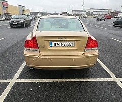 Volvo S60 2,4D automatic For parts or repair