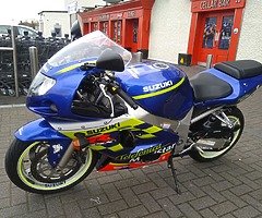 Gsxr 600 k2 - Image 6/6