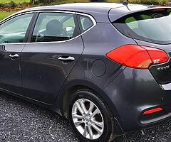 Kia Ceed EX 1.6 Diesel - Image 5/10