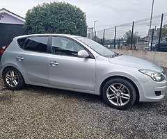 Hunday i30 Automatic 1.6 diesel - Image 4/6