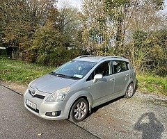 Toyota corolla verso 1.6 petrol