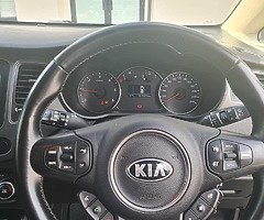 132 Kia Carens - 1.7 desile - Image 7/10