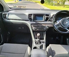 KIA SPORTAGE 4x4  2.0crdi - Image 6/10