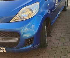 Lovely peugeot 107  lots of extras