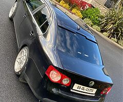 VW JETTA 2008 - Image 4/8