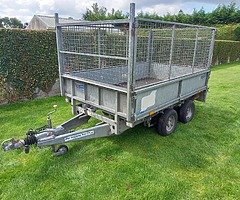 8 x 5 iforwilliams trailer.