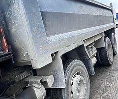 2 daf 8x4 tipper