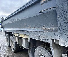 2 daf 8x4 tipper - Image 6/9