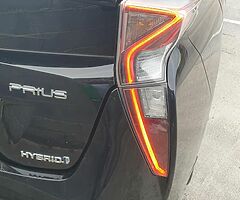 2016 TOYOTA PRIUS LUXURY EDITION HYBRID 
ONLY 74 000KM F,S,H - Image 8/10