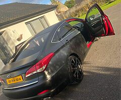 131 Hyundai i40 Matte Black