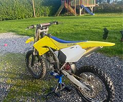 Suzuki RMZ-250