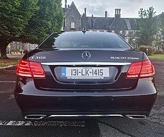 Mercedes-Benz E300 BLUETEC HYBRID Automatic - Image 5/10