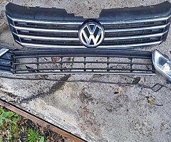 Vw pasat 2011  fog lights grille