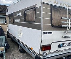 Hymer camper - Image 4/10