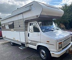 Hymer camper - Image 5/10