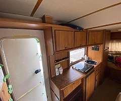 Hymer camper - Image 10/10