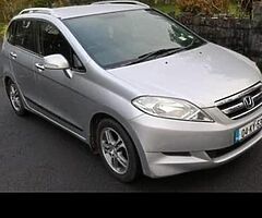 Honda FRV 1,7 petrol parts only - Image 4/4