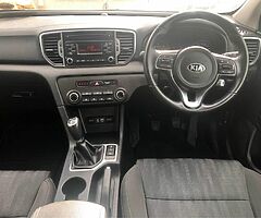 KIA SPORTAGE - Image 4/8