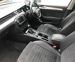 Volkswagen Passat 2.0 GT TDI - Image 5/6