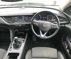 Opel insignia grand sport 1.6 tdi - Image 6/9