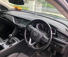 Opel insignia grand sport 1.6 tdi - Image 7/9