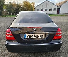 Mercedes E220 AUTOMATIC