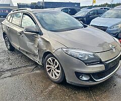 2013 RENAULT MEGANE ESTATE 1.5DCI MANUAL FOR BREAKING ONLY! - Image 6/6